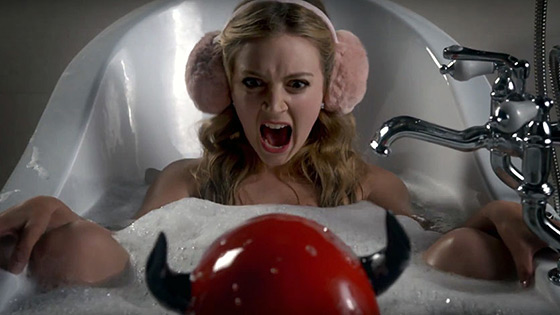 Scream-Queens_Bath_